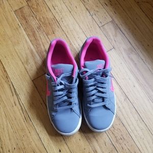 Nike women's shoes